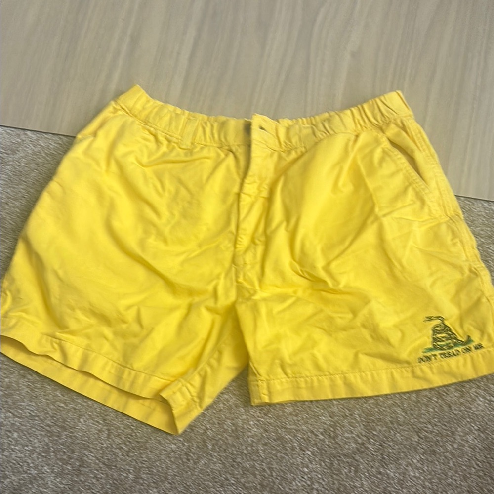 Chubbies Men’s Yellow Shorts